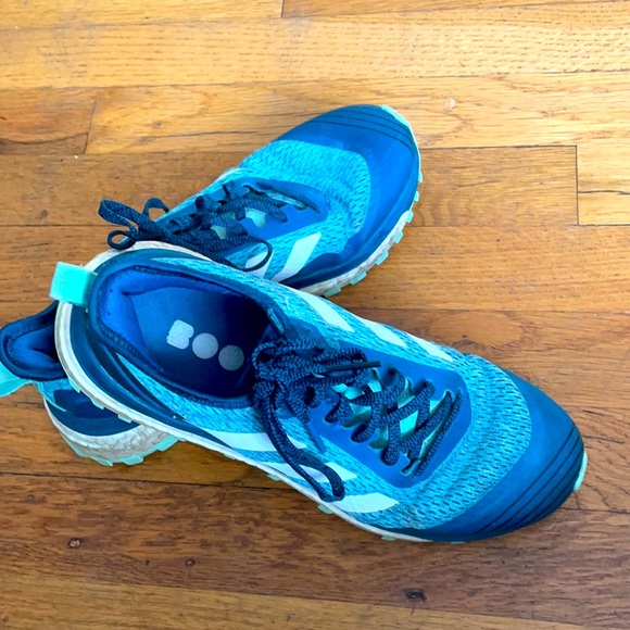 Adidas Response Trail Running Shoes - Picture 1 of 3